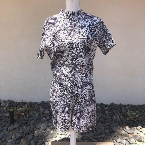 Tiger Print Unisex Romper With Elastic Waist - Picture 10 of 16